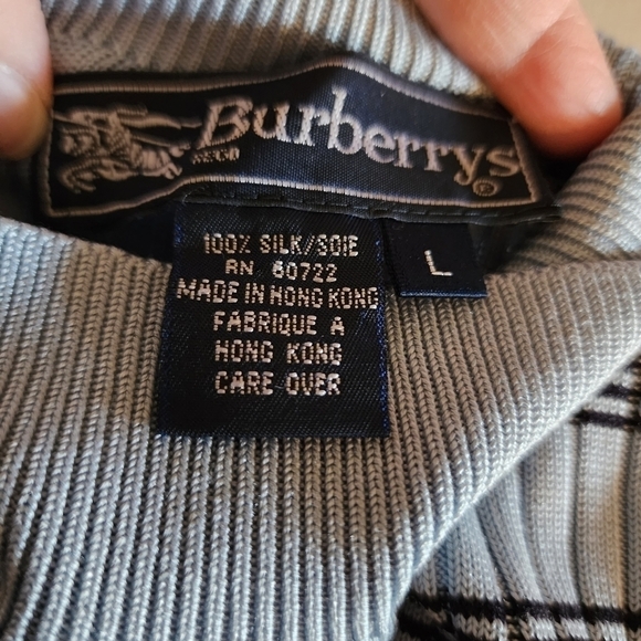 Vintage Burberrys Silk Blue Striped Sleeveless Ribbed Knit Women's Top S… - Picture 3 of 16